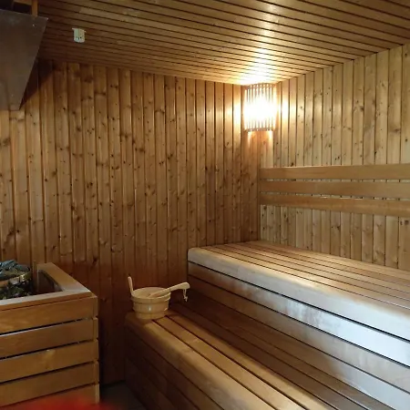 Klara-haza Vendeghaz Guest house *